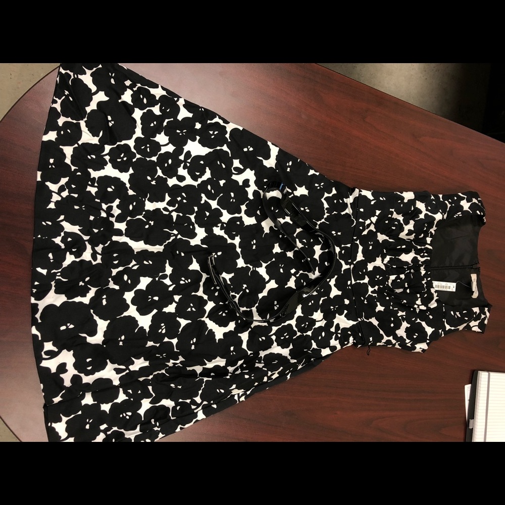 White House/ Black Market dress